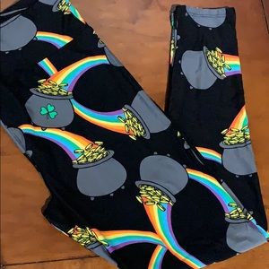 LuLaRoe St Patrick’s day leggings. 2019